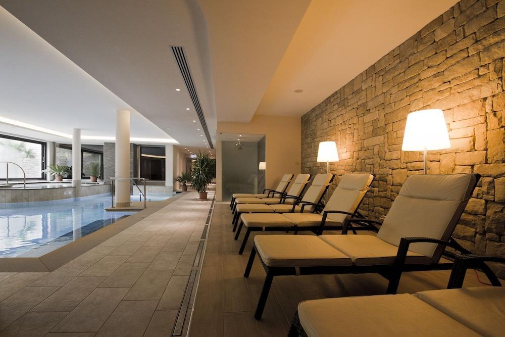 Hotel Ambassador Levico Terme Exteriör bild